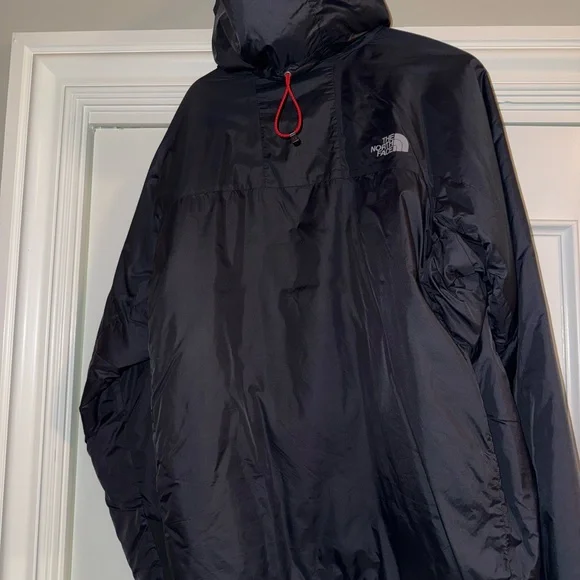 The North Face Men's Black Performance Jacket - Picture 5 of 6